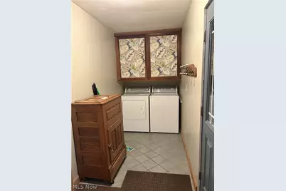 6215 Robinhood Lane, Ashtabula, OH 44004 - Photo 21