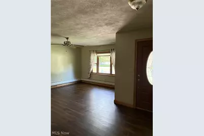 6215 Robinhood Lane, Ashtabula, OH 44004 - Photo 5