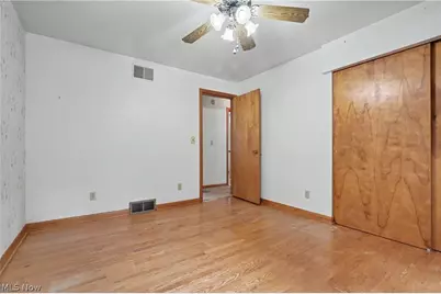 7436 Sugartree Drive, Youngstown, OH 44512 - Photo 15