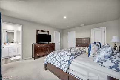 4660 Erhart Drive, Lorain, OH 44053 - Photo 19