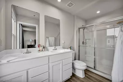 4660 Erhart Drive, Lorain, OH 44053 - Photo 21