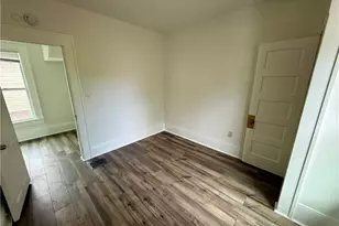 895 Beardsley St, Akron, OH 44311 - Photo 9
