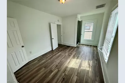 895 Beardsley Street, Akron, OH 44311 - Photo 11