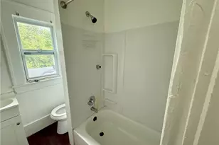 895 Beardsley St, Akron, OH 44311 - Photo 7