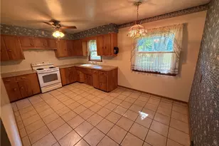 5889 Kellar Rd, New Franklin, OH 44319 - Photo 3