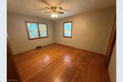 5889 Kellar Road, Akron, OH 44319 - Photo 5