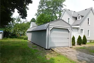 359 Fulton St, Conneaut, OH 44030 - Photo 5