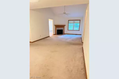 1437 Waters Edge Drive, Akron, OH 44313 - Photo 3