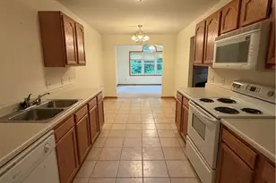 1437 Waters Edge Dr, Akron, OH 44313 - Photo 7