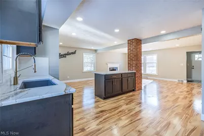 19013 Chagrin Boulevard, Huber Heights, OH 44122 - Photo 11