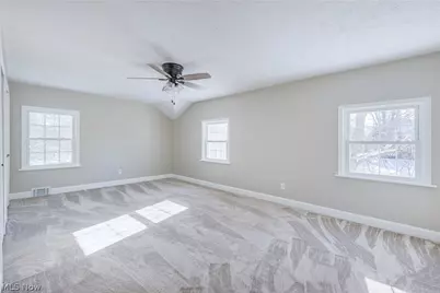19013 Chagrin Boulevard, Huber Heights, OH 44122 - Photo 17