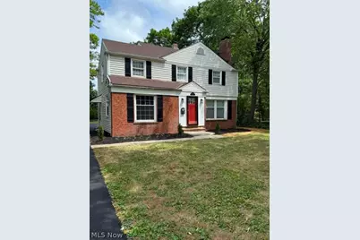 19013 Chagrin Boulevard, Huber Heights, OH 44122 - Photo 1