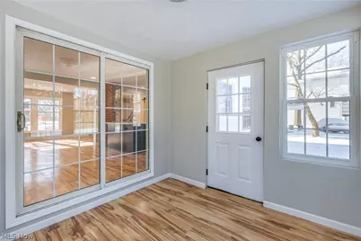 19013 Chagrin Boulevard, Huber Heights, OH 44122 - Photo 17