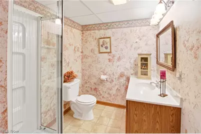 213 Crestland Avenue NW, North Canton, OH 44720 - Photo 31