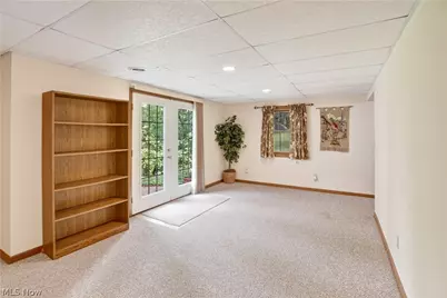 213 Crestland Avenue NW, North Canton, OH 44720 - Photo 37