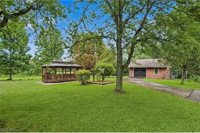 4502 Milligan Road, Lowellville, OH 44436 - Photo 5