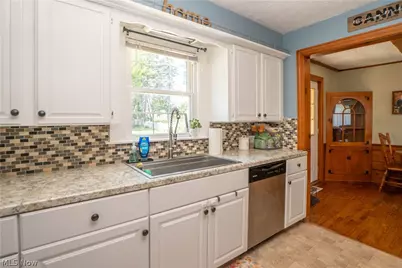 1041 Orchard Avenue NE, North Canton, OH 44720 - Photo 11