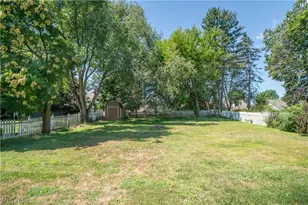 1041 Orchard Ave NE, North Canton, OH 44720 - Photo 27
