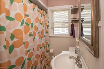 1041 Orchard Avenue NE, North Canton, OH 44720 - Photo 19