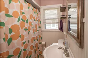 1041 Orchard Ave NE, North Canton, OH 44720 - Photo 19