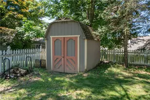 1041 Orchard Ave NE, North Canton, OH 44720 - Photo 29