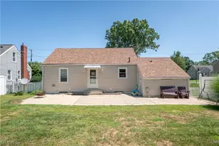 1041 Orchard Ave NE, North Canton, OH 44720 - Photo 23