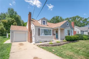 1041 Orchard Ave NE, North Canton, OH 44720 - Photo 31