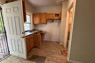 945 E 149th St, Loveland, OH 44110 - Photo 3