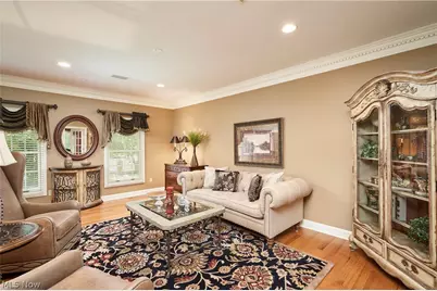 662 Heatherleigh Drive, Akron, OH 44333 - Photo 17