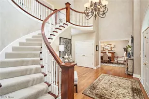 662 Heatherleigh Dr, Akron, OH 44333 - Photo 23