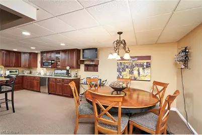 662 Heatherleigh Drive, Akron, OH 44333 - Photo 35