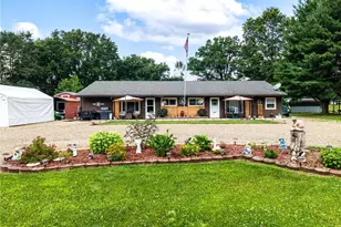 8585-8587 Manchester Ave NW, Canal Fulton, OH 44614 - Photo 1