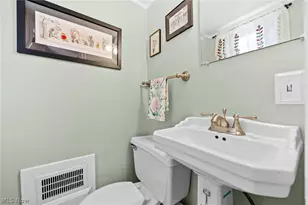 15719 Fernway Ave, Loveland, OH 44111 - Photo 29