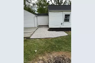 5003 Wake Robin Road, Mentor, OH 44060 - Photo 13