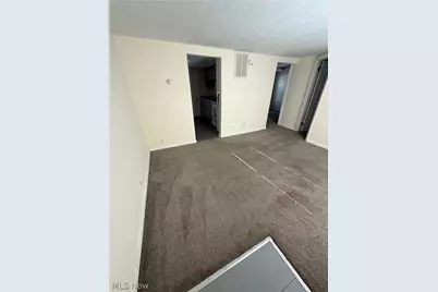 368 Stewart Street #3, Zanesville, OH 43701 - Photo 3