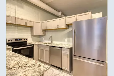 408 W Saint Clair Avenue #223, Loveland, OH 44113 - Photo 7