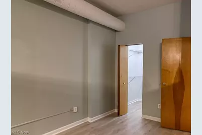 408 W Saint Clair Avenue #223, Loveland, OH 44113 - Photo 13
