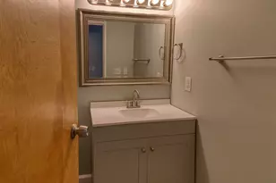 408 W Saint Clair Ave, Loveland, OH 44113 - Photo 15