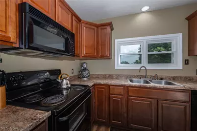 719 Wooster Street, Canal Fulton, OH 44614 - Photo 11