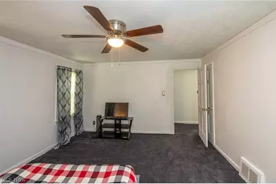 17004 Stockbridge Avenue, Loveland, OH 44128 - Photo 21