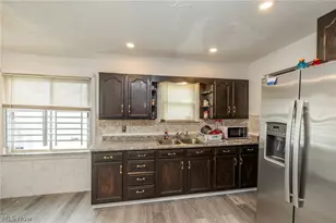 17004 Stockbridge Ave, Loveland, OH 44128 - Photo 13