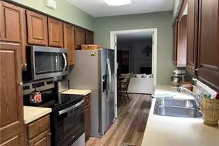 375 Yorktown Pl, Vermilion, OH 44089 - Photo 11