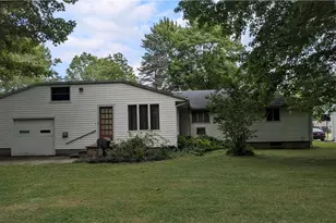 2921 Center Rd, Saybrook, OH 44004 - Photo 5