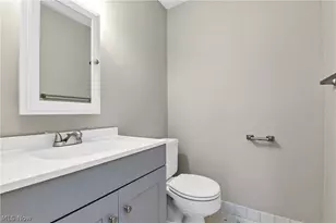10301 Lake Ave, Loveland, OH 44102 - Photo 23