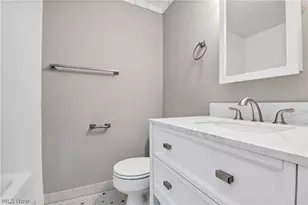 10301 Lake Ave, Loveland, OH 44102 - Photo 27