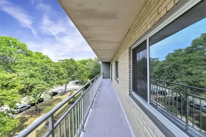 10301 Lake Avenue #427, Loveland, OH 44102 - Photo 7