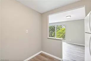 10301 Lake Ave, Loveland, OH 44102 - Photo 17