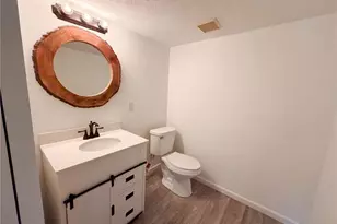546 Kalene Ct, Eastlake, OH 44095 - Photo 9