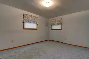 2400 Willow Brook Dr NW, Dover, OH 44622 - Photo 17