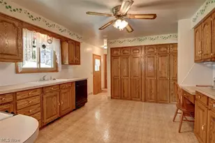 2400 Willow Brook Dr NW, Dover, OH 44622 - Photo 5